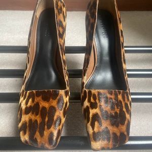 MERCEDES CASTILLO Women Rosana Genuine Calf Hair Pumps - NEW NWOB